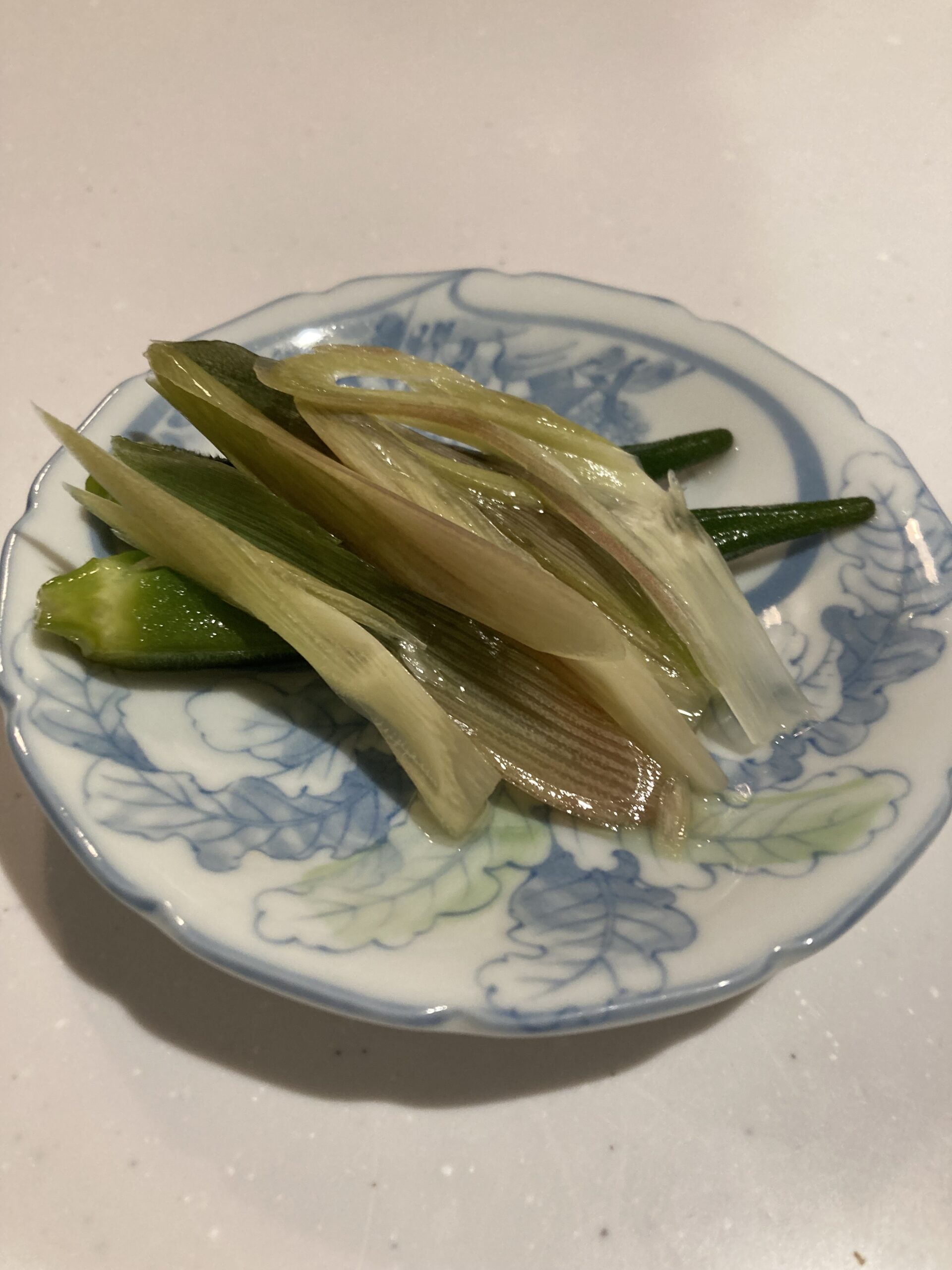 みょうがとオクラの浅漬け